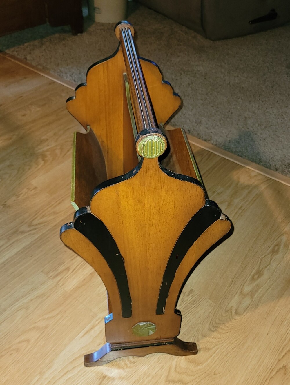 Vintage Magazine Rack - Picture 6 of 11